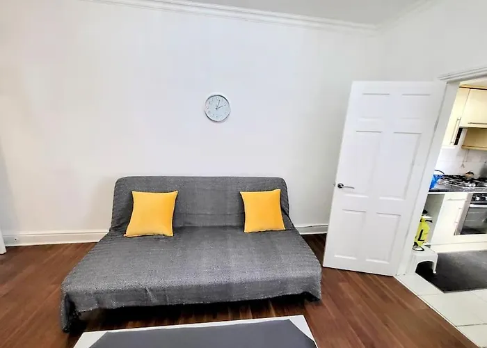 Comfortable House Near Etihad - Stay Sleep Rest
